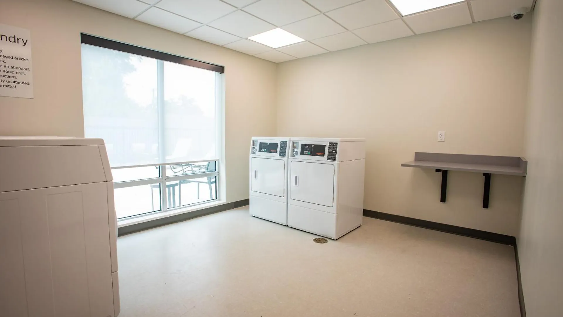 Holiday Inn Express & Suites Pensacola Airport North - I-10 By Ihg Ferry Pass
